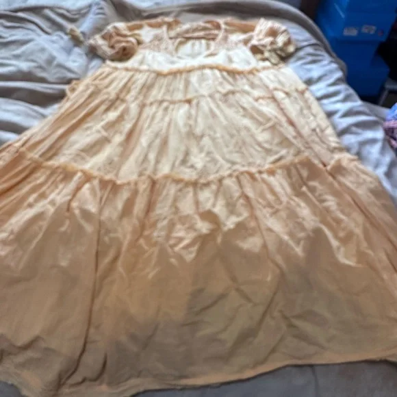 Free people celestial skies midi dress in yellow. Size S. Roomy fit. EUC. - Picture 3 of 6